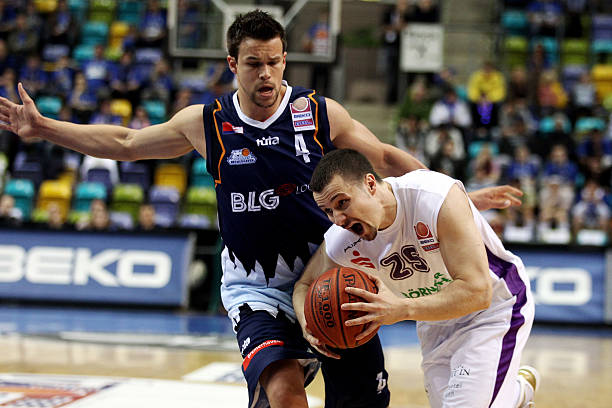 而且不会只 而且不会只