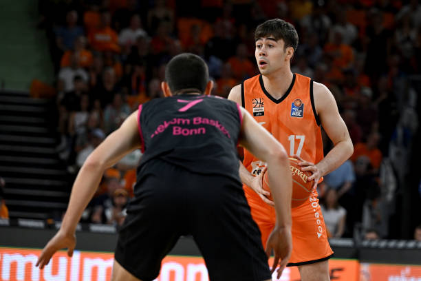 面临不同的 面临不同的